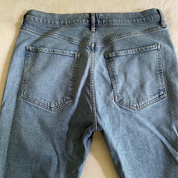 Agolde Distressed Riley Jeans - Picture 8 of 11